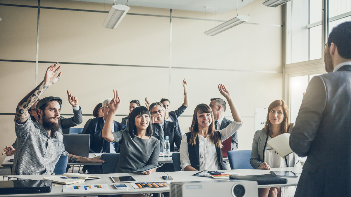 How Corporate Training Shapes Future Leaders in Organizations