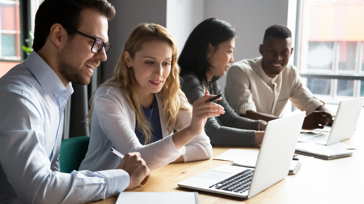 Top Skills Every Corporate Trainer Helps Teams Develop