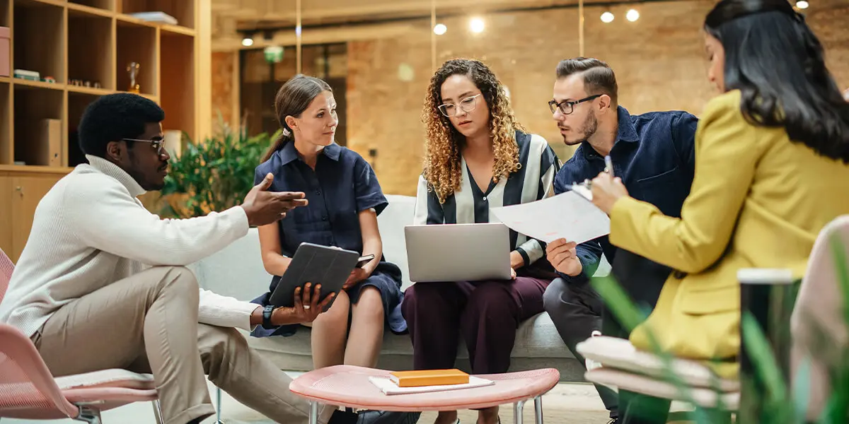 01-Making-Team-Meetings-Worthwhile.jpg 01-Making-Team-Meetings-Worthwhile.jpg